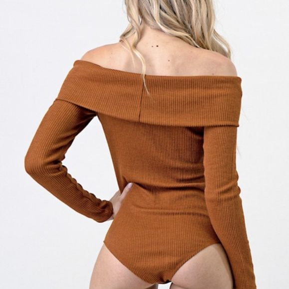 Bluese - Picture 2 of 2